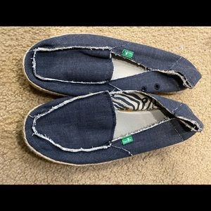 Sanuk slip on boat shoes women’s size 10 denim blue